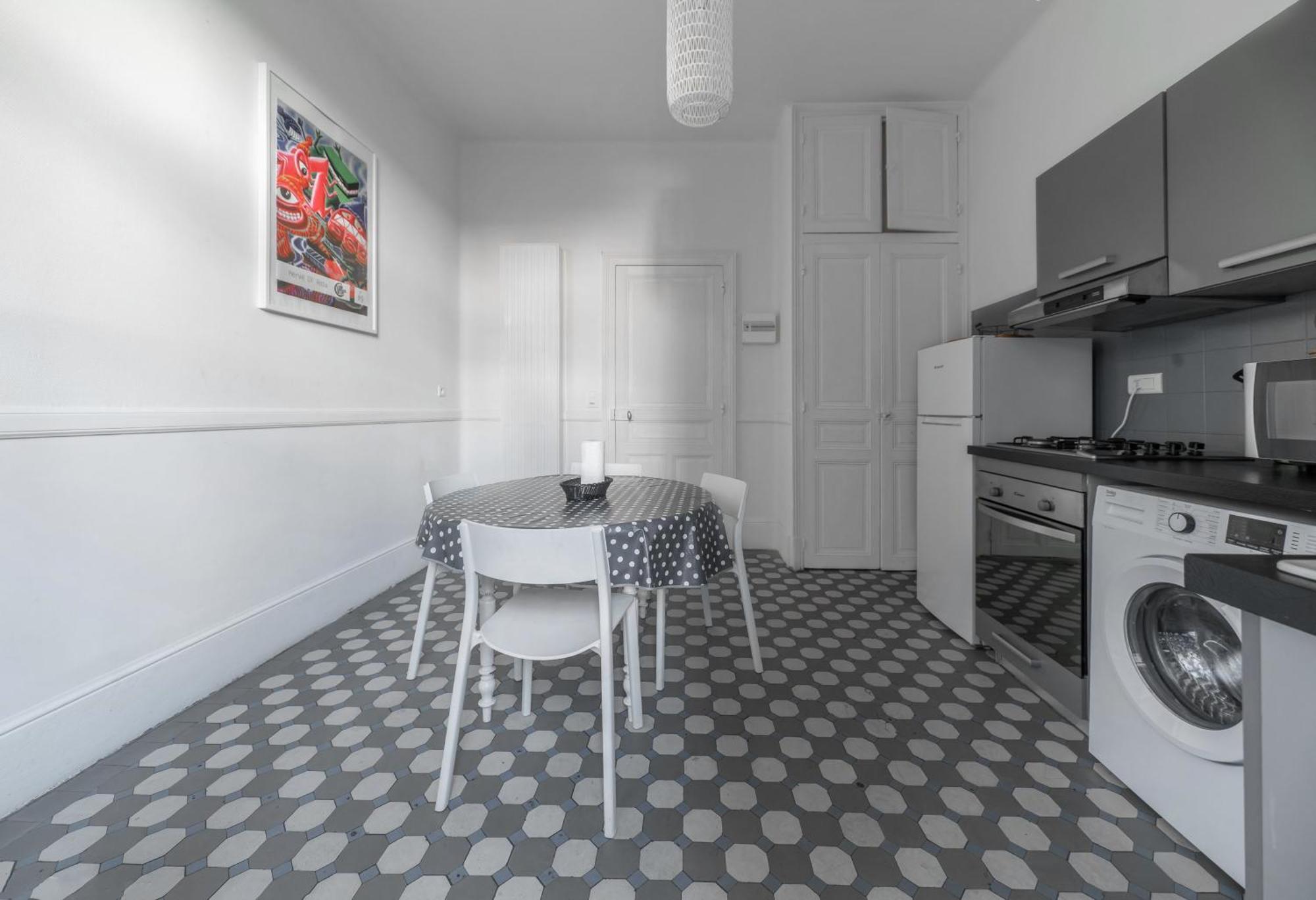 Residence Epinat II - Appartements Centre - Parking 维琪 外观 照片